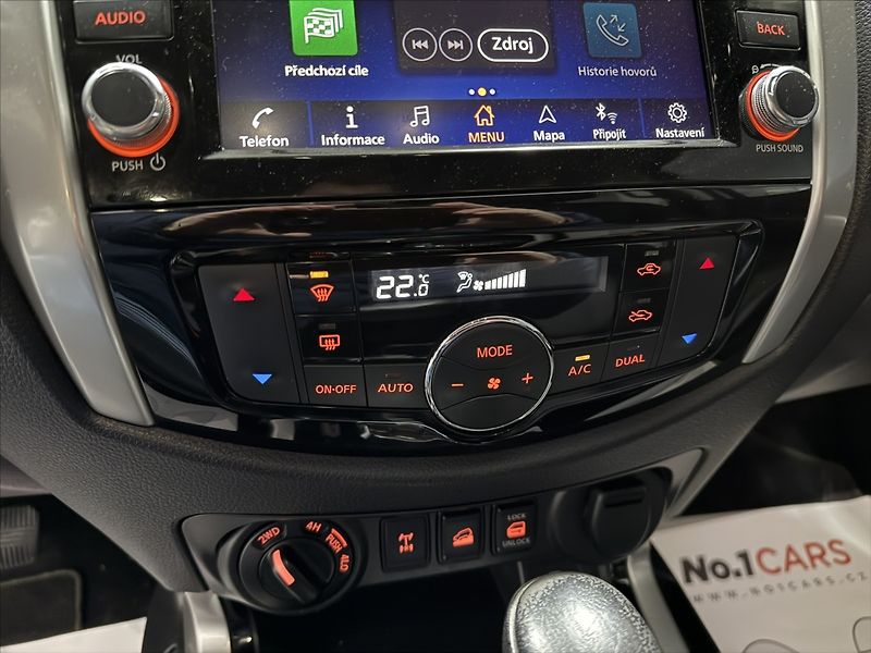 Nissan Navara 2,3   D TEKNA AT DOUBLE DPH - fotka 14 z 30