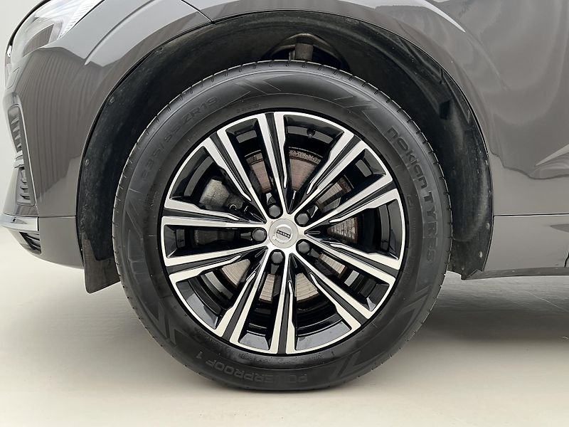Volvo XC60 B4 INSCRIPTION AUT  - fotka 15 z 40