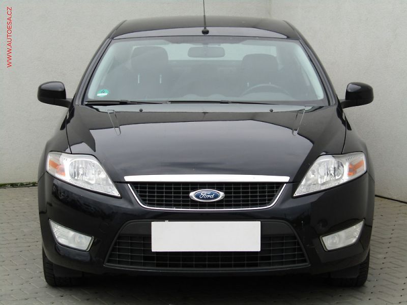 Ford Mondeo (2008) 2.0i - fotka 2 z 3