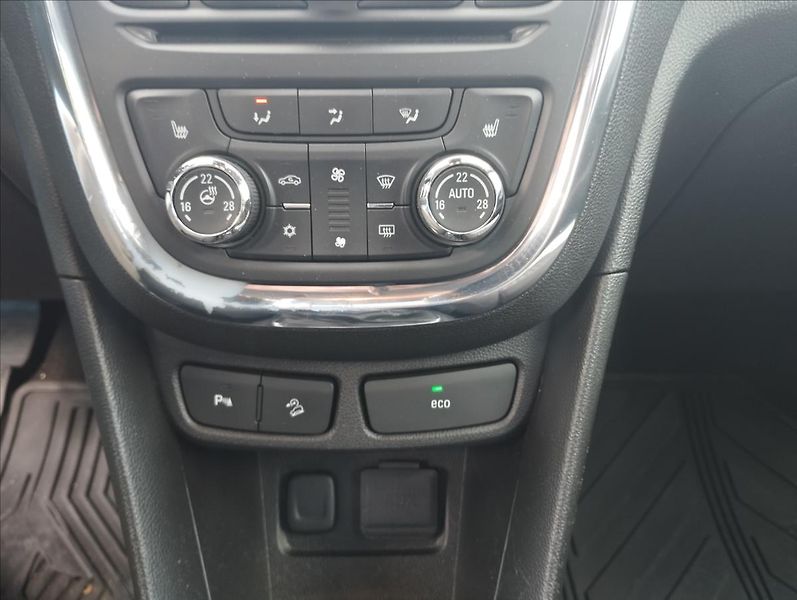 Opel Mokka 1,4 103KW 4X4 TURBO - fotka 16 z 17