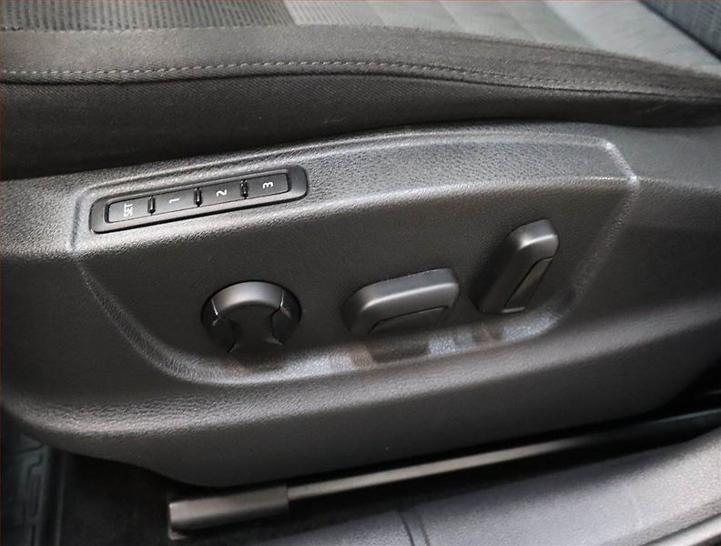 Škoda Octavia (2014) Style 2.0 TDI, Automat, Navi - fotka 19 z 19