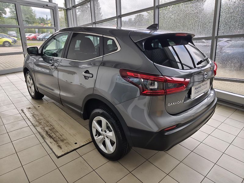 Nissan Qashqai (2019) 1.7 DCi 110kW 4x4 Acenta - fotka 2 z 21