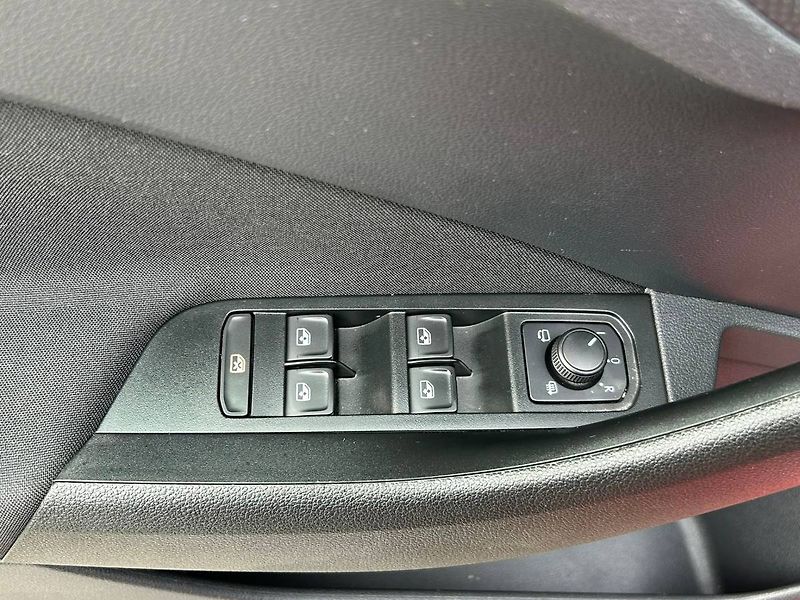 Škoda Kamiq (2022) 1.5 TSI 110kW záruka - fotka 8 z 32