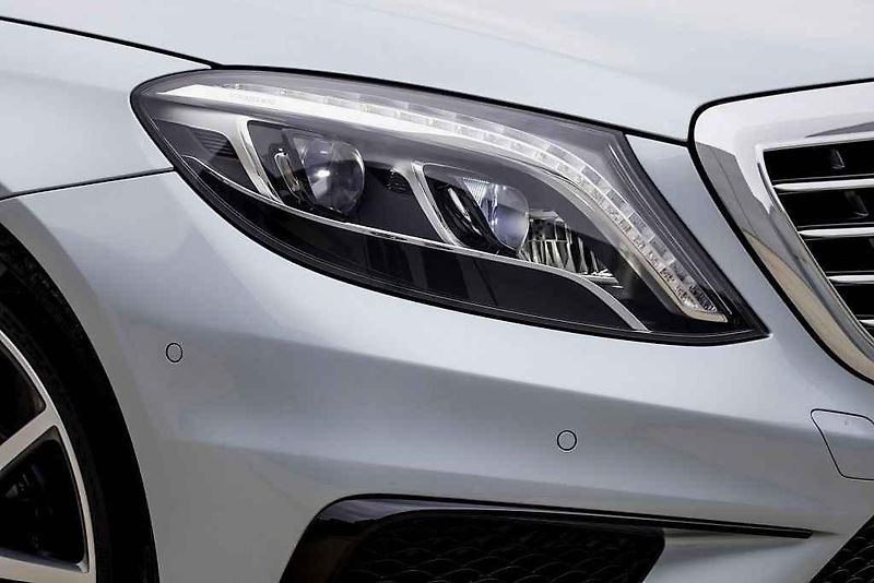 Mercedes-Benz S 63 AMG.