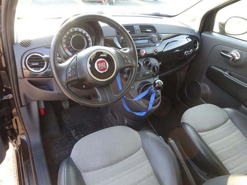 Fiat 500 (2013) 1.2i 51kW Cabrio Lounge - fotka 5 z 28