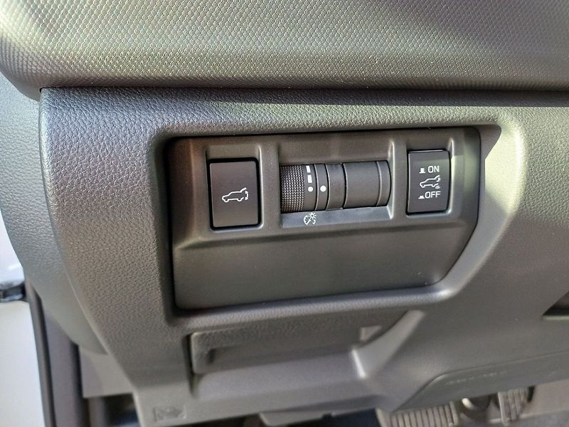 Subaru Forester COMFORT FB20 100 kW CVT - fotka 14 z 23