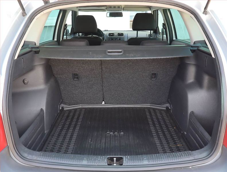 Škoda Fabia (2013) Scout 1.2 TSI, Serv.kniha - fotka 13 z 15