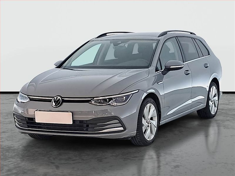Volkswagen Golf (2023) 1.5 TSI - fotka 2 z 21