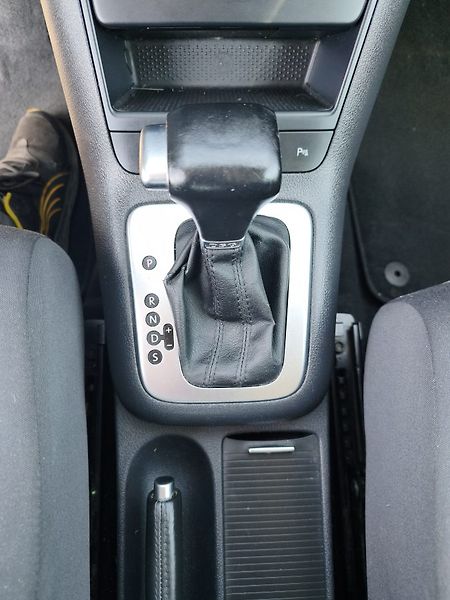 Volkswagen Golf Plus (2010) - fotka 23 z 32