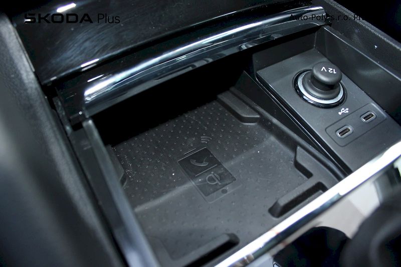 Škoda Karoq (2023) 2.0 TDI 110 kW Style - fotka 14 z 25