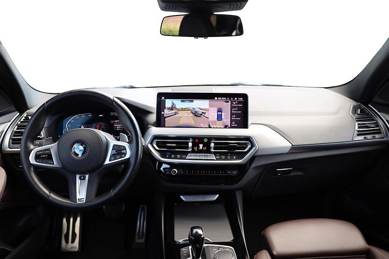 BMW X3 xDrive20d - fotka 11 z 17