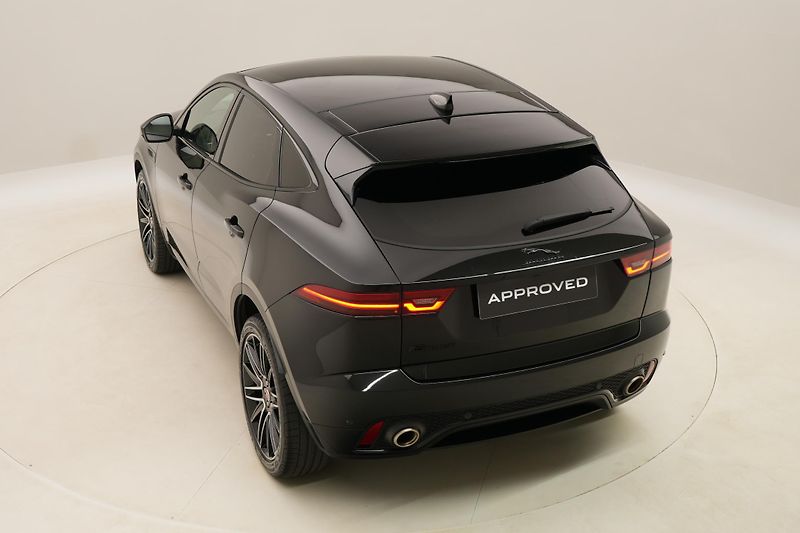 Jaguar E-Pace P250 R-DYNAMIC SE  REZERVACE - fotka 17 z 44