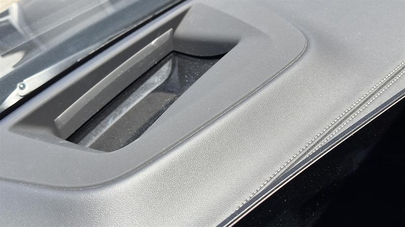BMW X5 xDrive30d Mpaket ČR DPH 1.maji - fotka 11 z 14