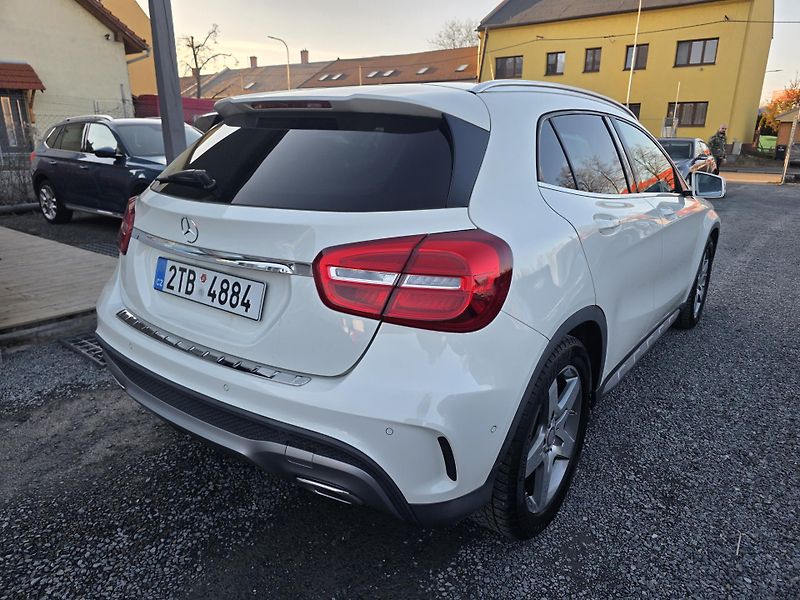 Mercedes-Benz GLA 220CDI 4-MATIC AMG-Paket  - fotka 4 z 24