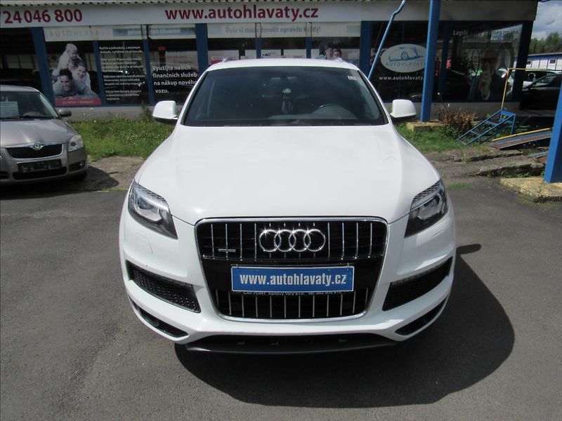 Audi Q7 3,0 TDi 180kW Quattro S-Line - fotka 2 z 30