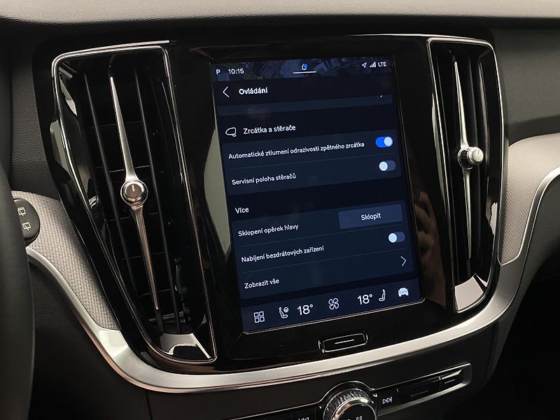 Volvo V60 B4 CORE AUT CZ - fotka 48 z 58