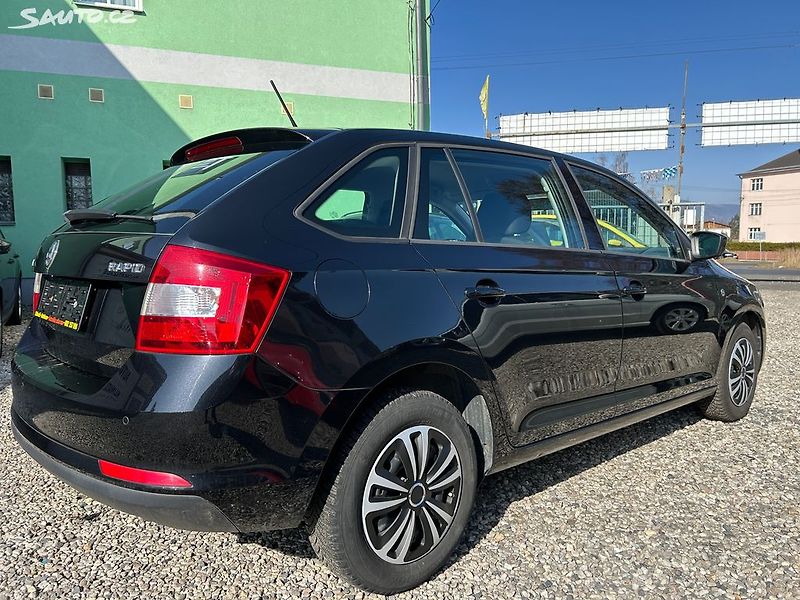 Škoda Rapid (2013) 1.2 TSi 63 KW servisní kniha - fotka 8 z 35