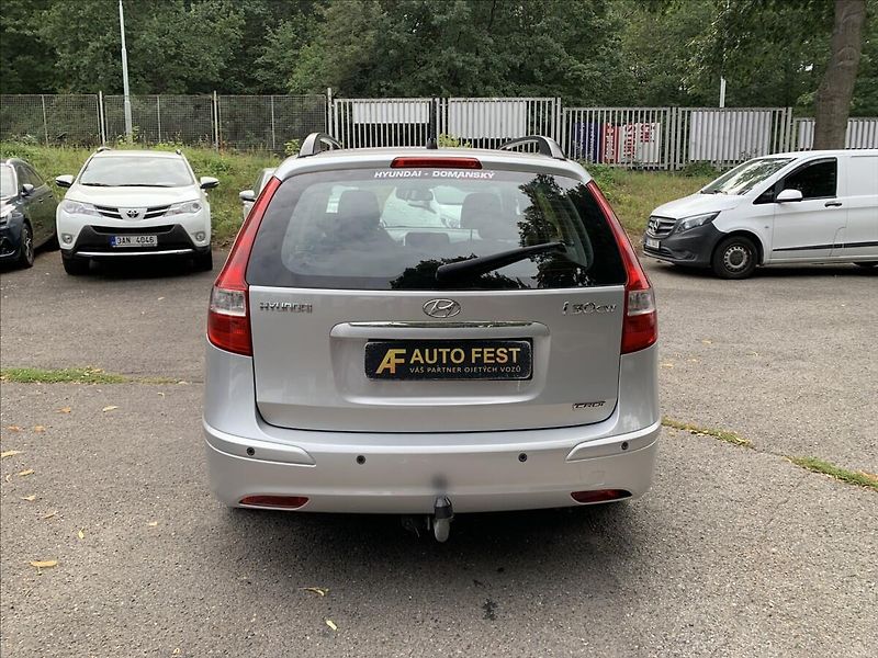 Hyundai i30 1,6 CRDI ČR - fotka 6 z 17