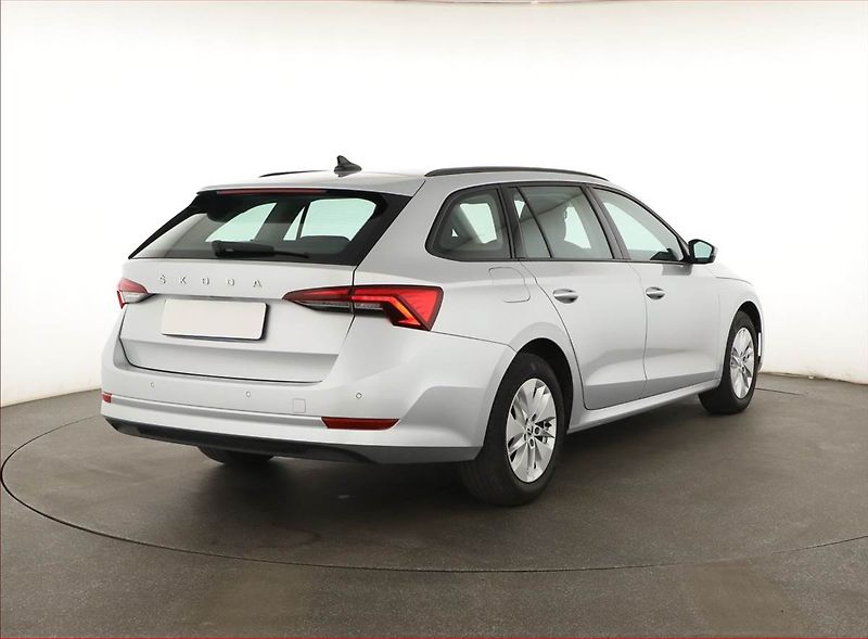 Škoda Octavia (2022) Ambition 2.0 TDI, ČR,1.maj - fotka 5 z 14