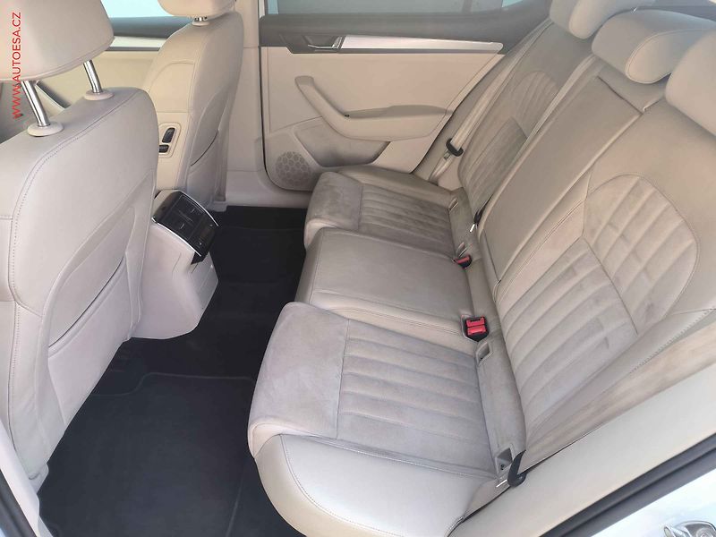 Škoda Superb (2017) 2.0TDi, ČR, DSG, bixen - fotka 10 z 30