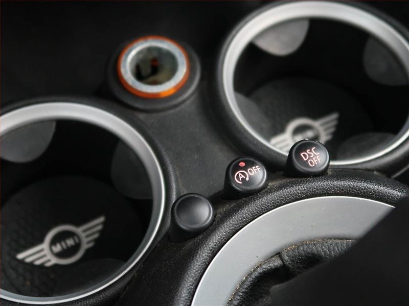 Mini Ostatní (2008) Cooper, Tempomat - fotka 16 z 18