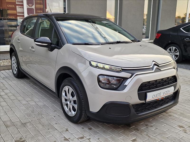 Citroën C3 1.2 PureTech Feel,ČR,1.Maj. - fotka 3 z 47