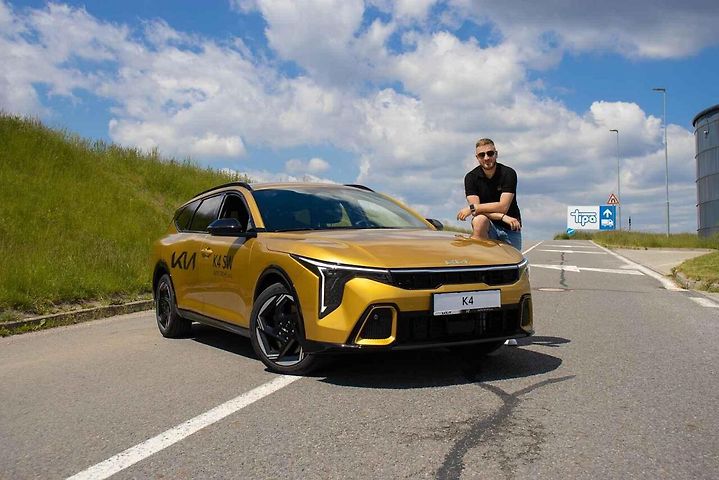 Test Kia K4 Sportswagon.