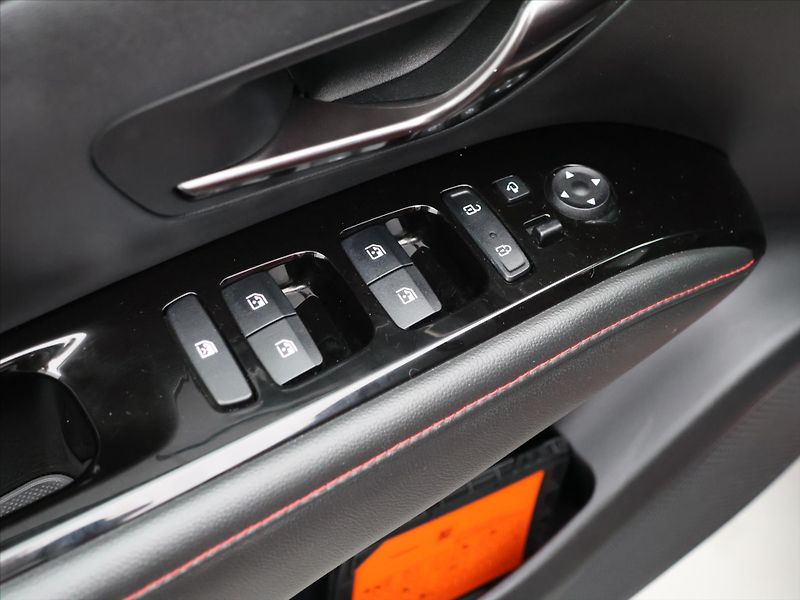 Hyundai Tucson 1,6 T-GDI 110kW CZ N-Line - fotka 16 z 37