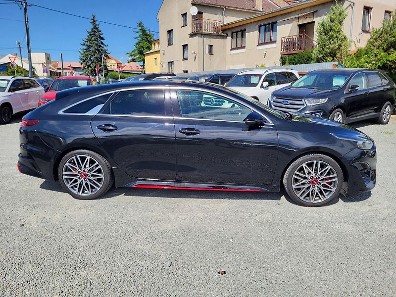 Kia ProCeed 1.6 T-GDI GPF 150kW GT DCT *ČR - fotka 5 z 49