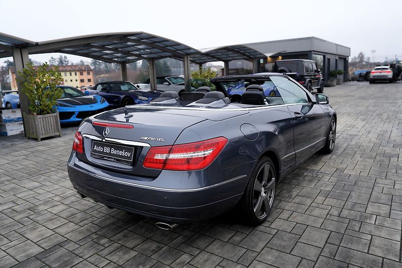 Mercedes-Benz Třídy E E 350 CDI, cabrio,automat,kůže - fotka 12 z 46