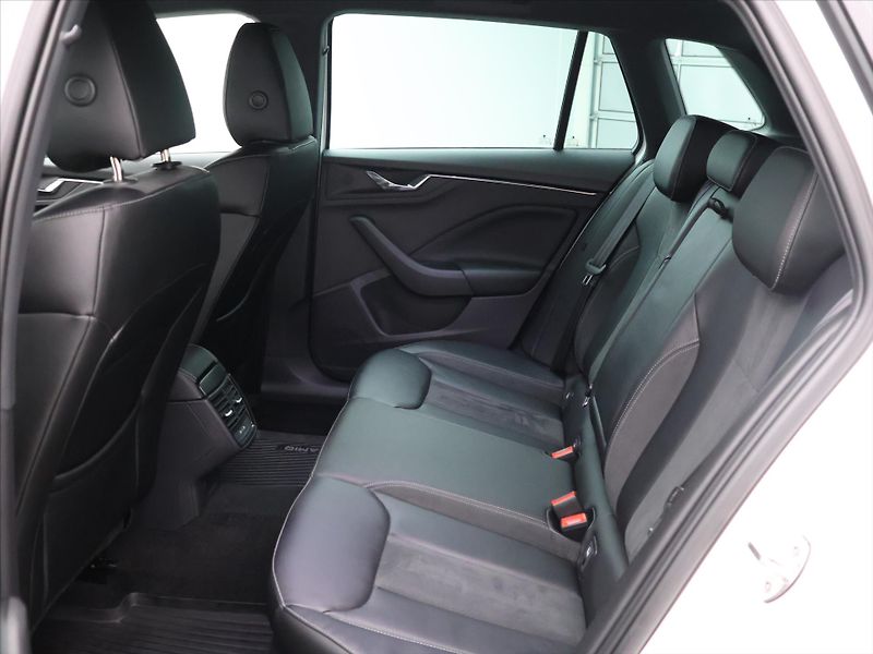 Škoda Kamiq 1,5 TSI 110kW DSG Scoutline CZ - fotka 15 z 38