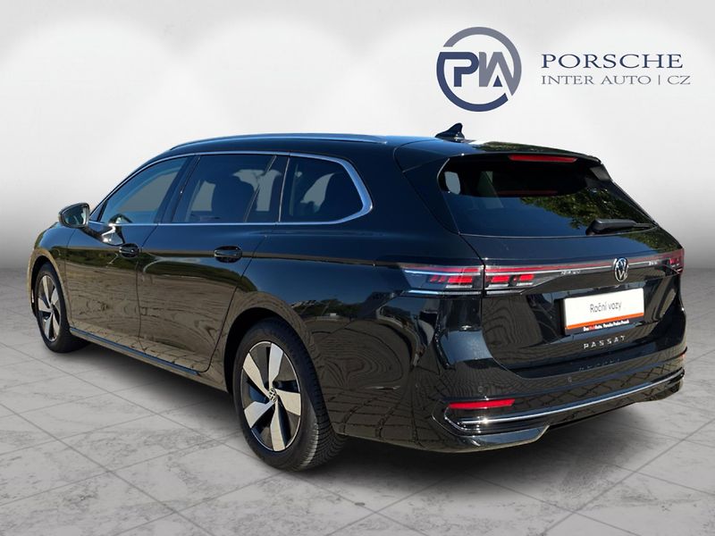 Volkswagen Passat Elegance 2.0 TDI 110 kW DSG Va - fotka 4 z 23