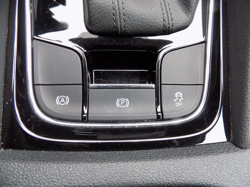 Škoda Kodiaq (2022) 2.0TDI/4x4/DSG/Full-LED/NAVI/ - fotka 39 z 48