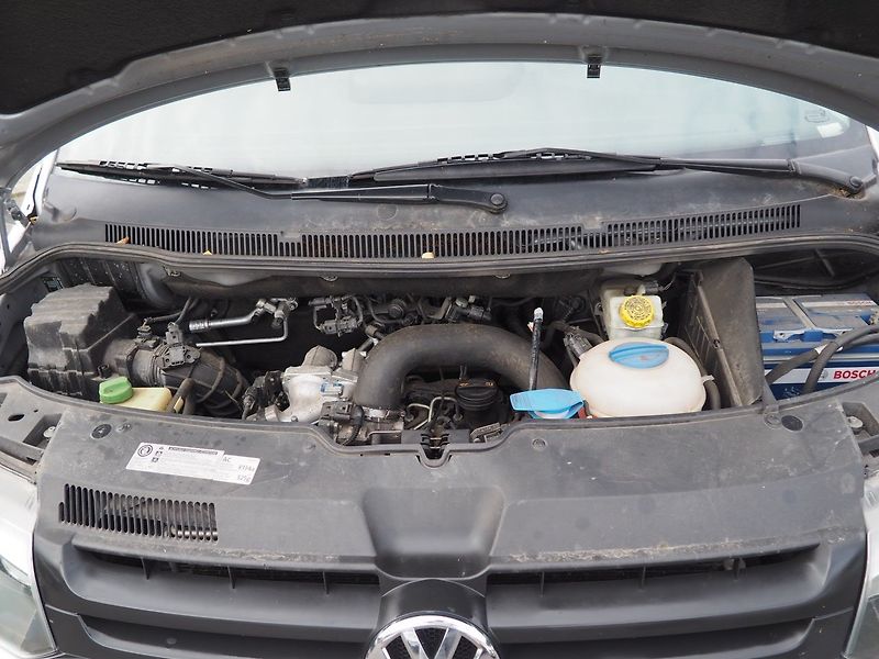 Volkswagen Transporter (2011) 2.0 TDI, 132 kW, Obytné - fotka 30 z 30