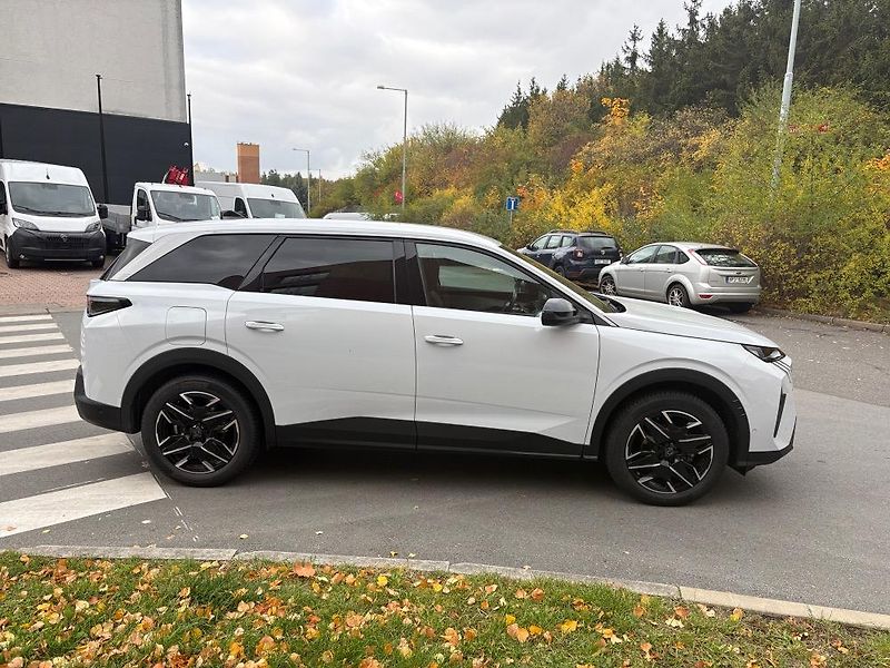 Peugeot 5008 (2026) ALLURE Hybrid 145 e-DCS6       - fotka 10 z 21