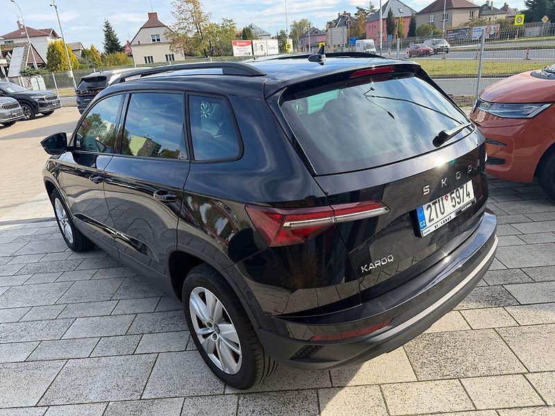 Škoda Karoq Selection  1,5TSI 110kW DSG - fotka 3 z 18