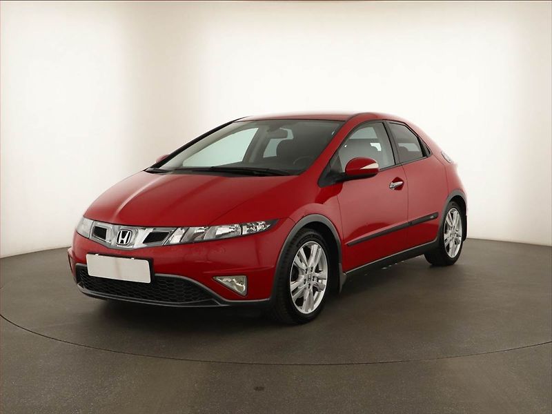 Honda Civic (2011) 1.8 i, Tempomat, Park. senzory - fotka 2 z 14
