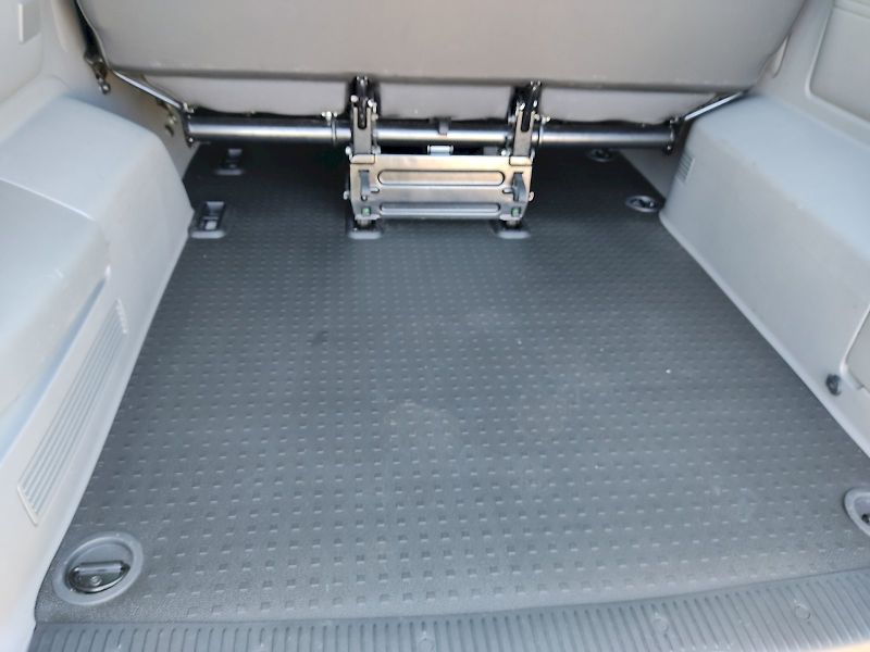 Volkswagen Caravelle (2024) 6,1 2,0 Tdi 110 Kw DSG 4Motion - fotka 32 z 32
