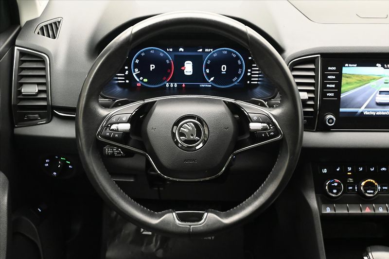 Škoda Karoq 1,5 TSI 110kW DSG Style Záruka - fotka 18 z 31