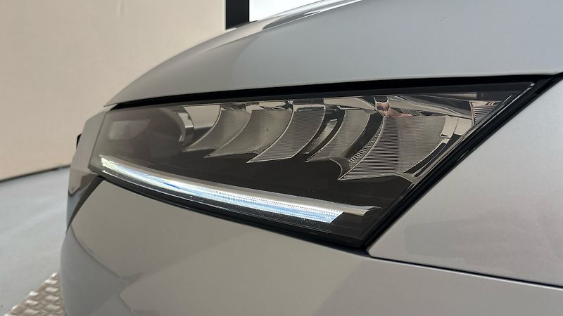 Škoda Octavia 1.0 TSI Ambition Combi - fotka 18 z 24