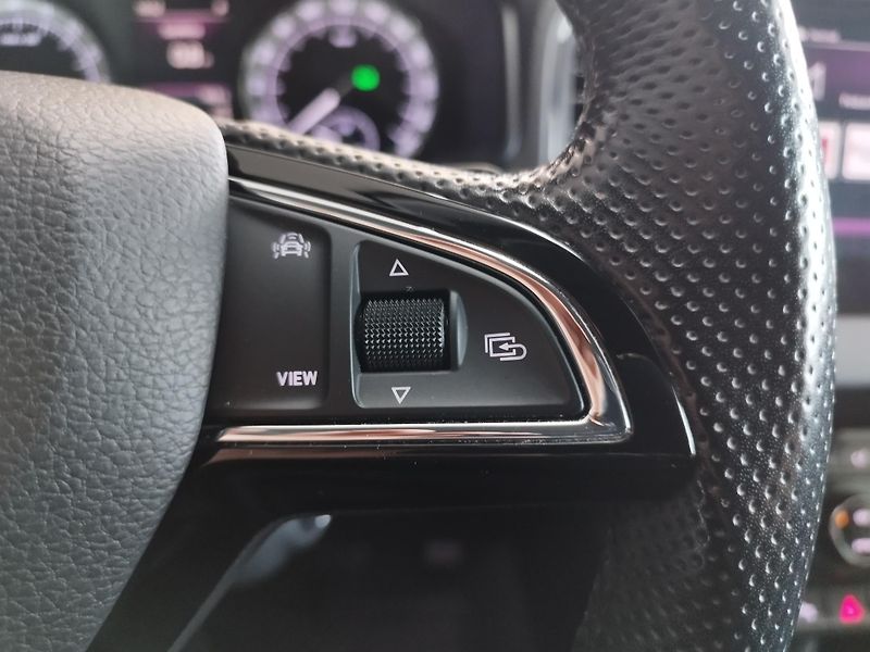 Škoda Karoq (2019) 1,6TDi 85KW DSG LED NAVI ALU - fotka 29 z 34
