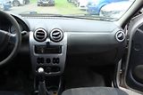 Dacia Logan (2009) 1.5 DCi - náhled 30