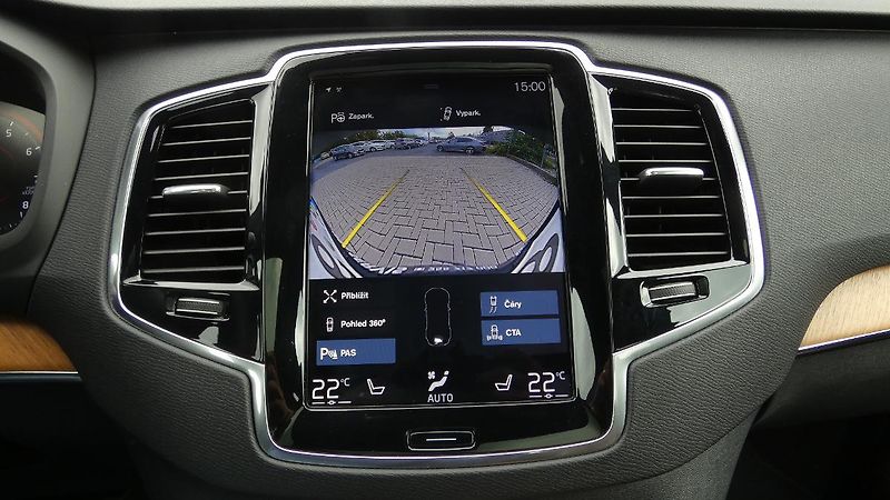 Volvo XC90 B6 AWD Momentum Pro Auto - fotka 15 z 27