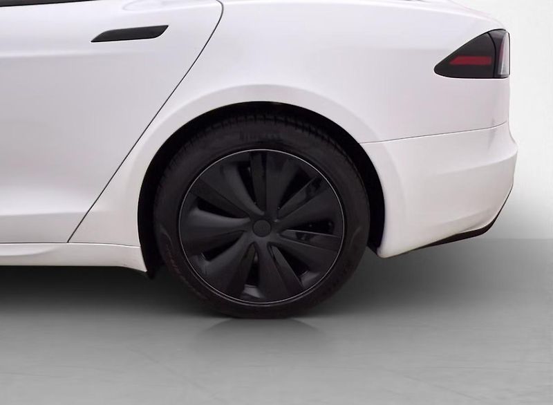 Tesla Model S LR AWD Vzduch Pano. Kam Yoke - fotka 33 z 35
