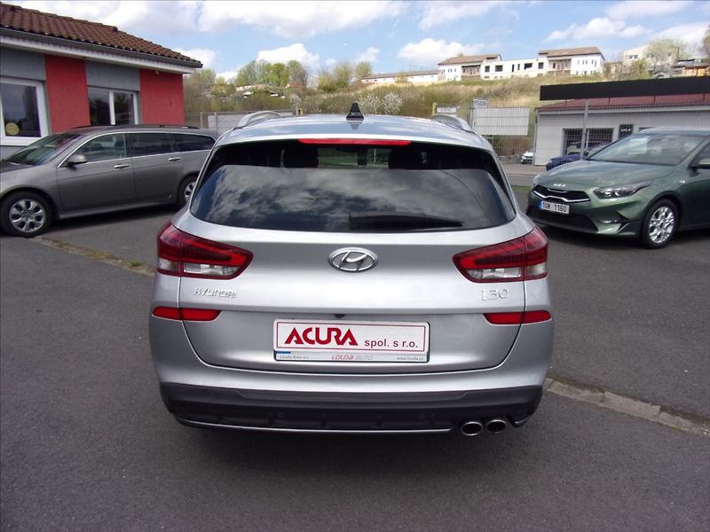 Hyundai i30 1,6 CRDI MHEV N Line Premium A - fotka 4 z 30