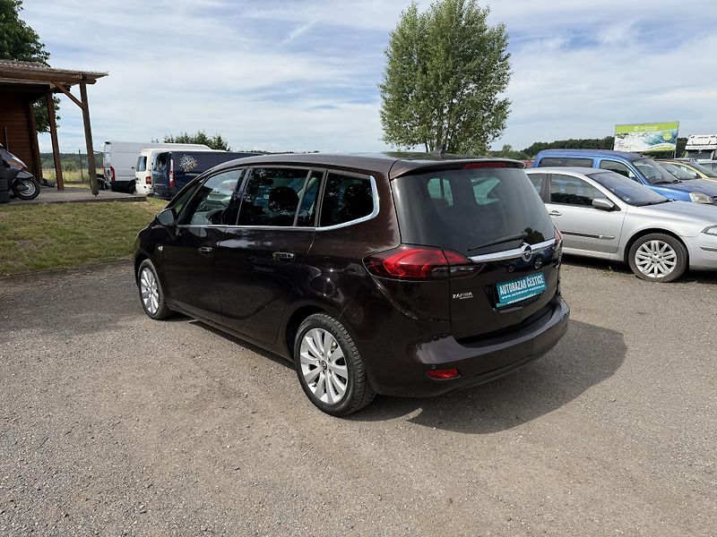 Opel Zafira 2.0 CDTi TOURER 7 MIST - fotka 9 z 24