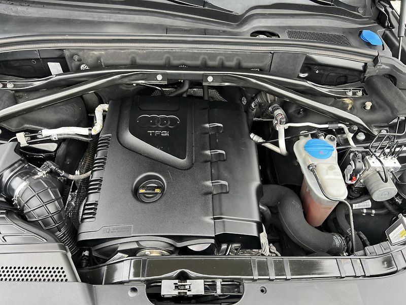 Audi Q5 2.0TFSi 155KW QUATTRO AUTOMAT - fotka 34 z 41