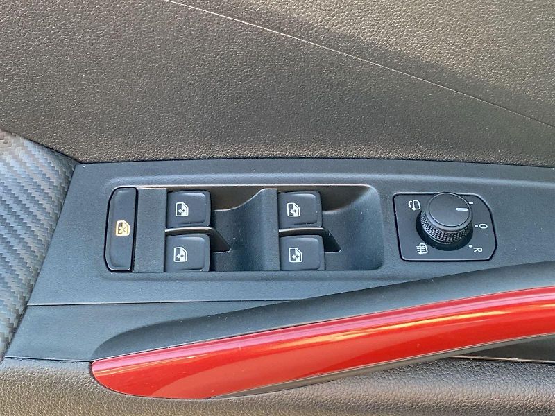 Škoda Fabia (2025) 1.0 TSI Monte Carlo - fotka 11 z 32
