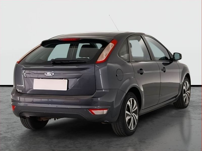 Ford Focus (2010) 1.6 16V, po STK, dobrý stav - fotka 5 z 16
