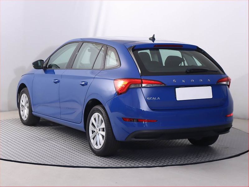 Škoda Scala (2023) 1.0 TSI, Serv.kniha, Tempomat - fotka 4 z 13